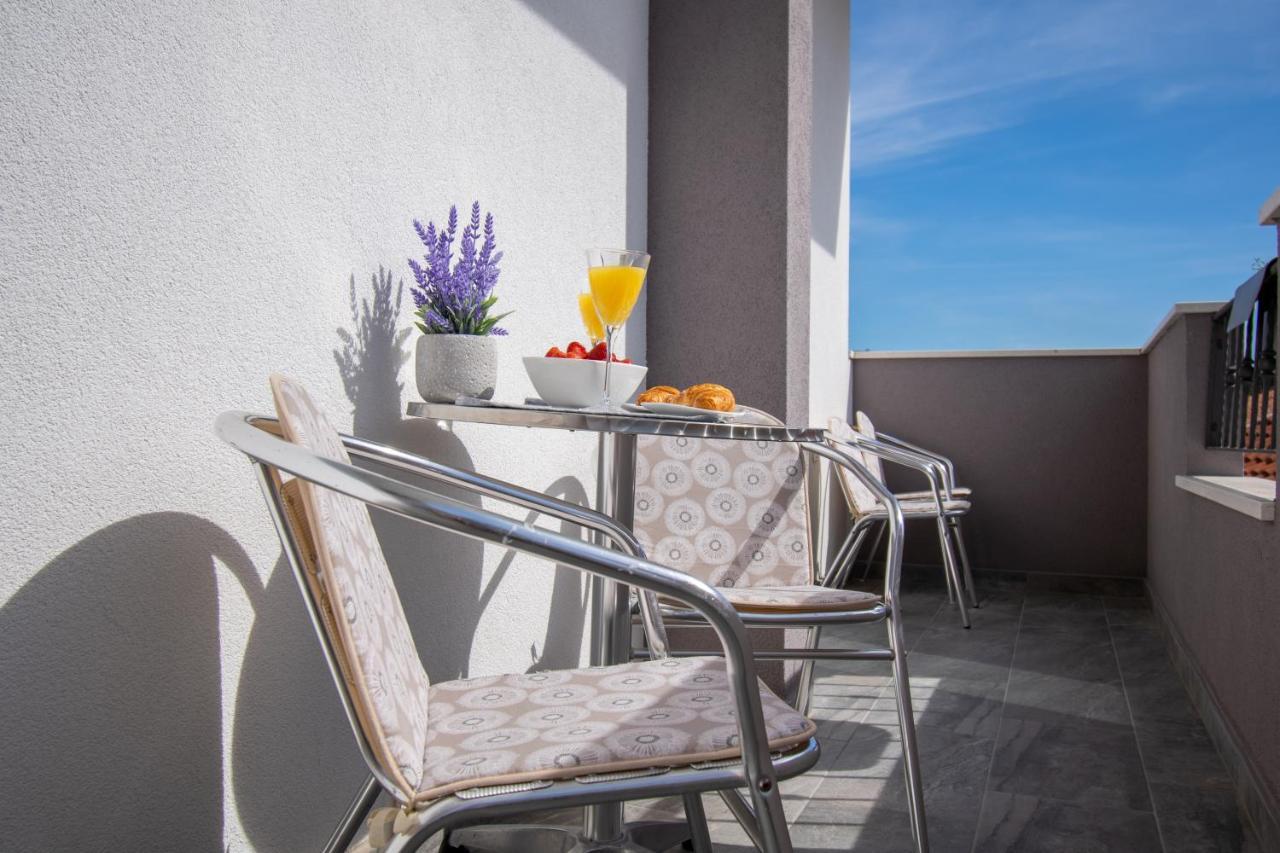 Apartmani Lavanda Centar Makarska Eksteriør bilde